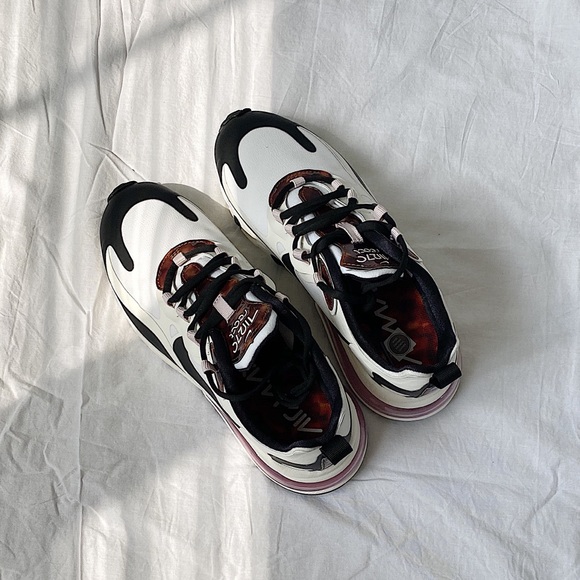Air Max 270 React sneakers, Sold Out Color, NWOT - Picture 12 of 14